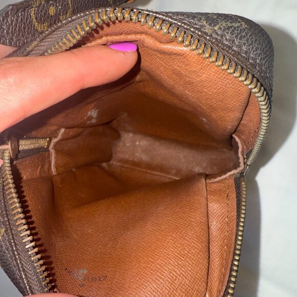 Authentic Louis Vuitton Amazon crossbody bag - Picture 6 of 10